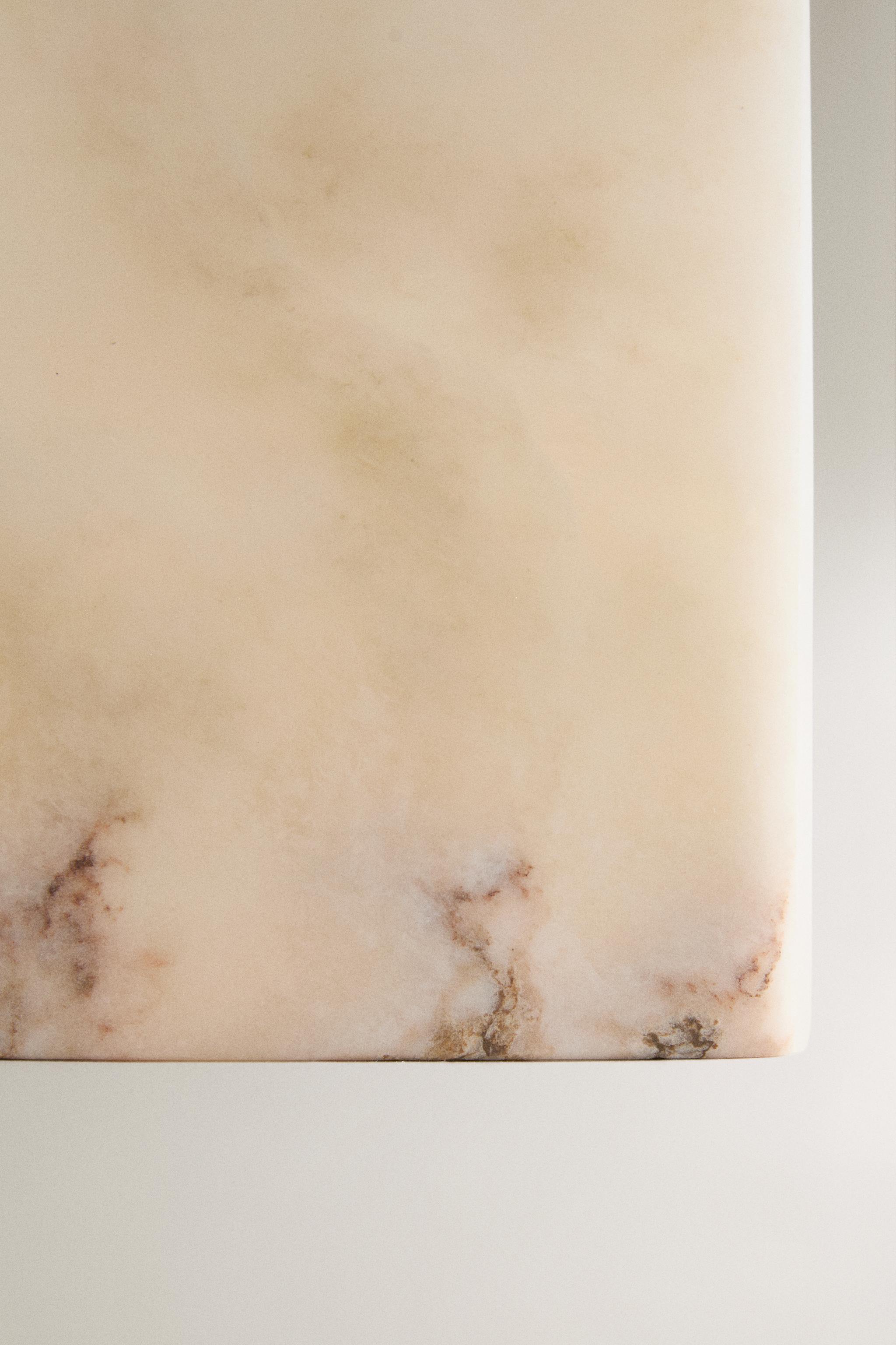 ALABASTER TISSUE BOX